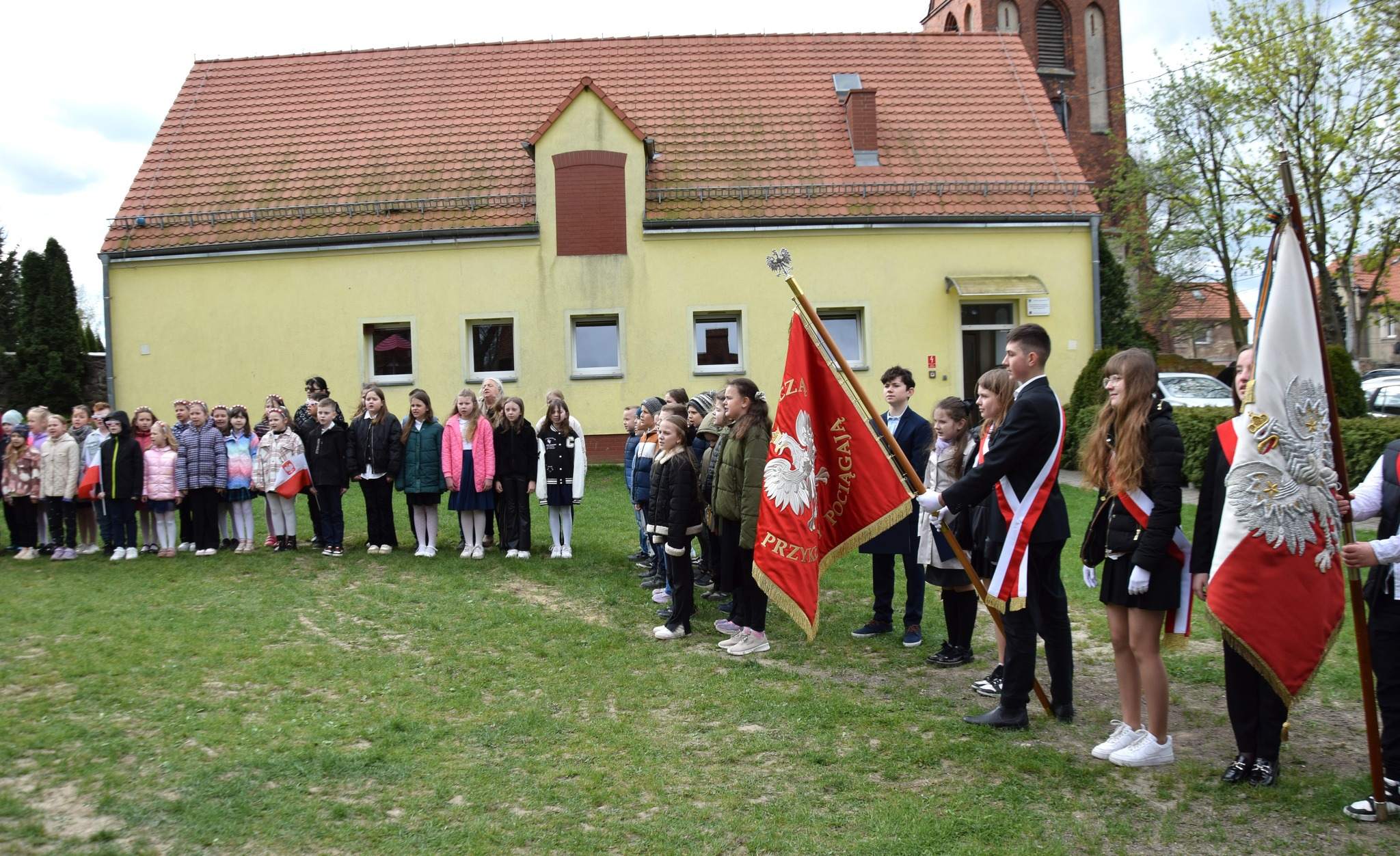 Odsłonięcie tablicy pamiątkowej w Mikołajowicach