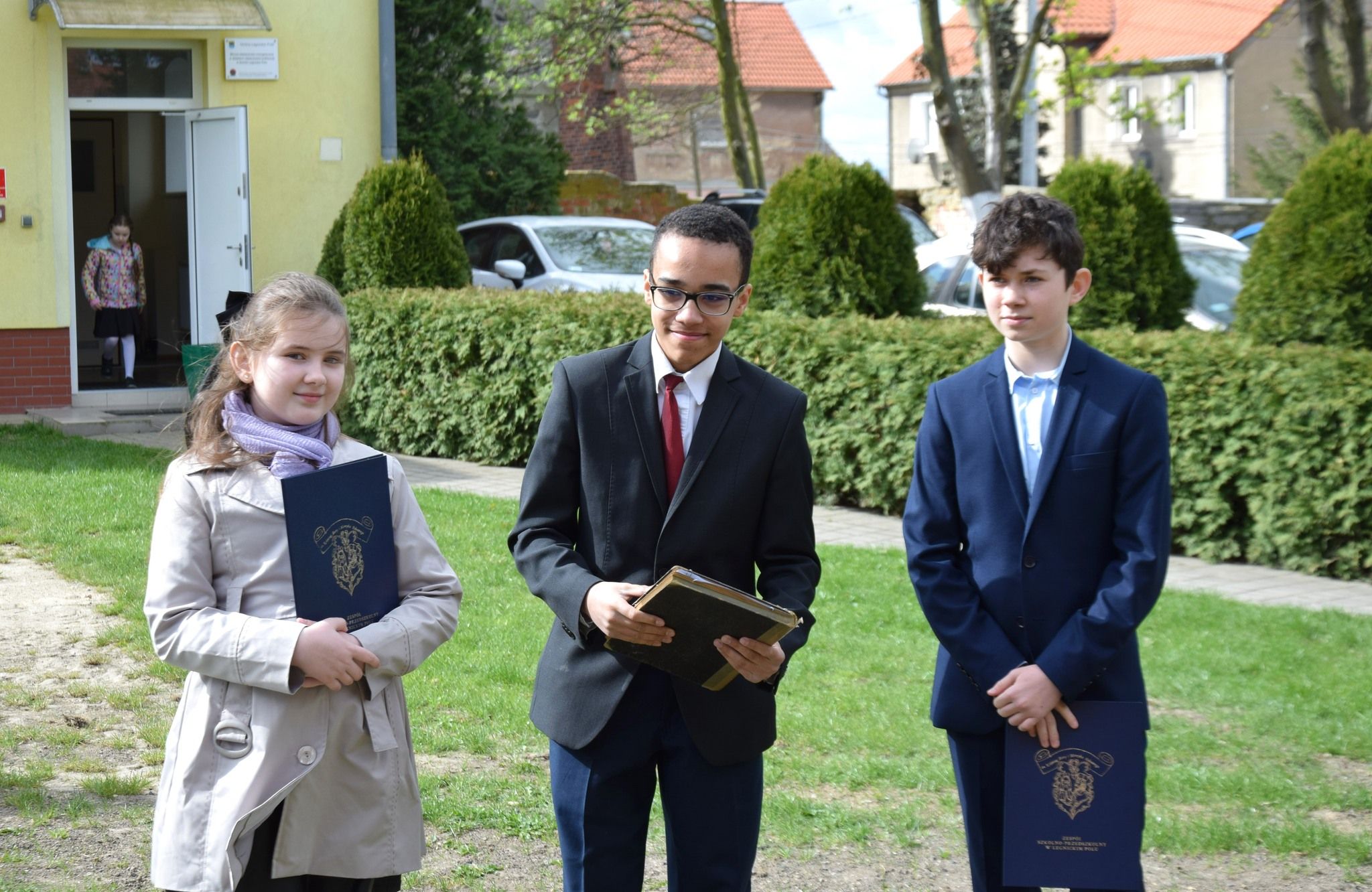 Odsłonięcie tablicy pamiątkowej w Mikołajowicach