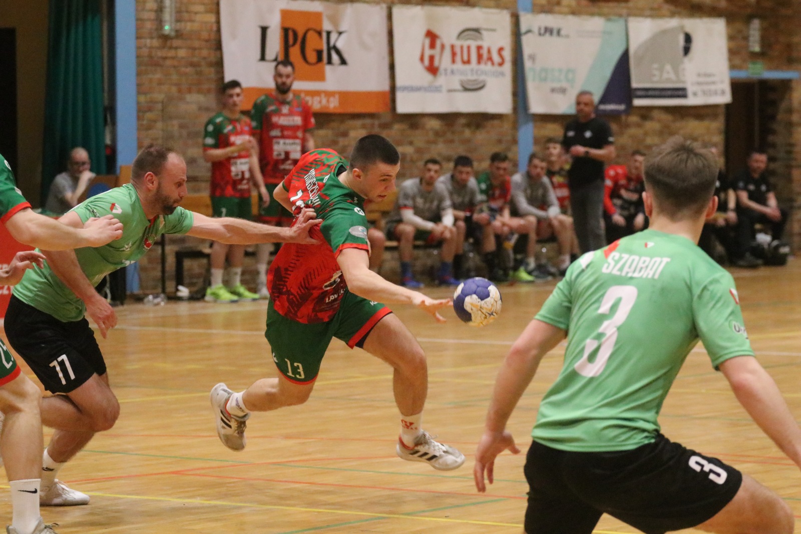 Trzecia wygrana z rzędu Siódemki Miedź Huras Legnica