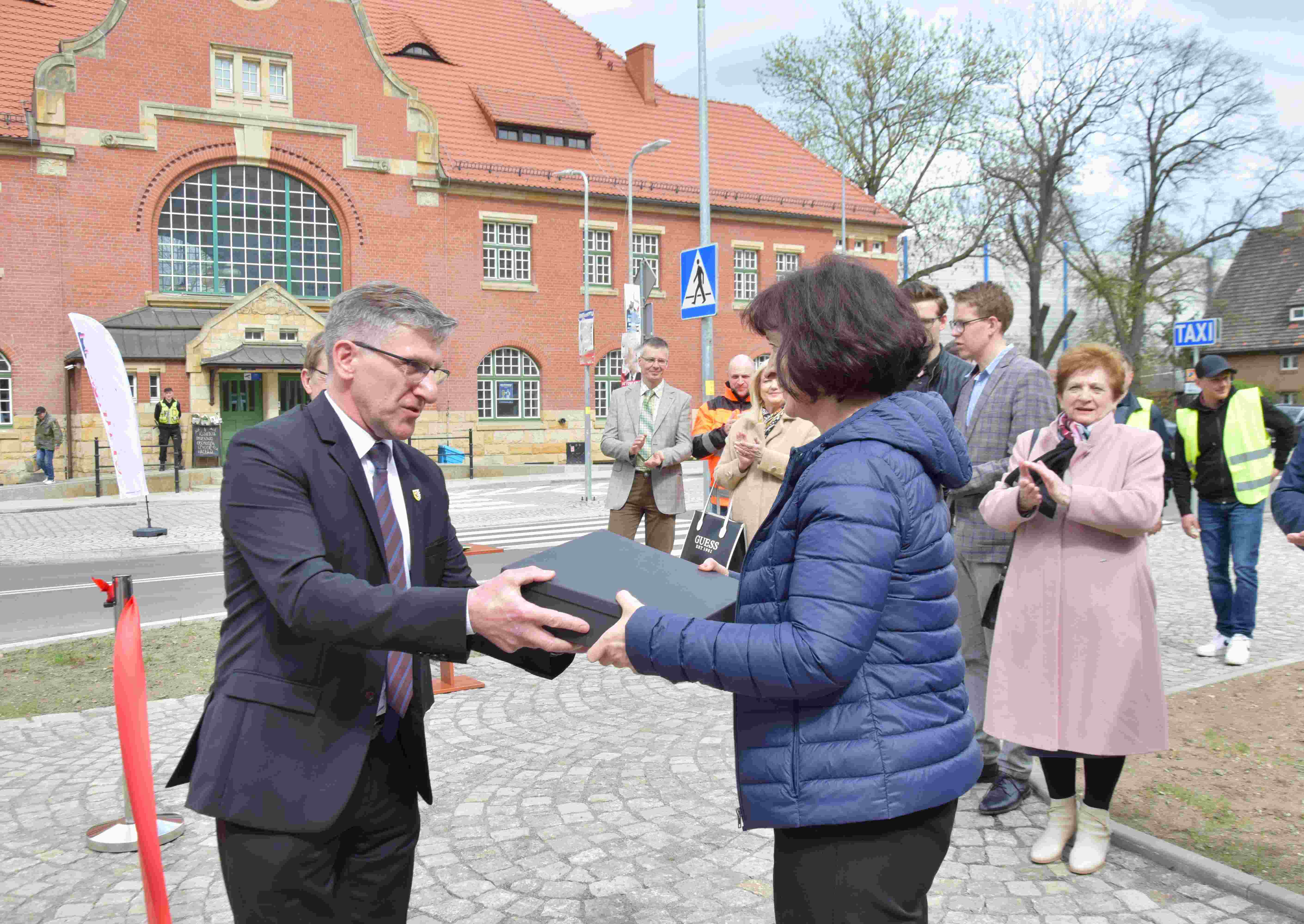 Zrealizowano inwestycję drogową w Chojnowie. Odbył się odbiór