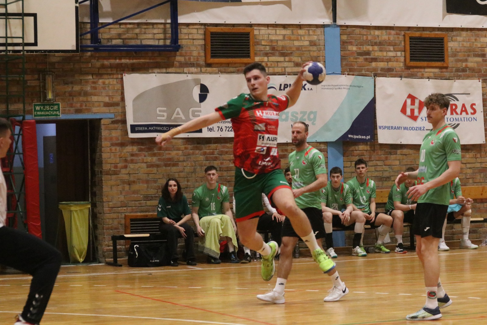 Trzecia wygrana z rzędu Siódemki Miedź Huras Legnica