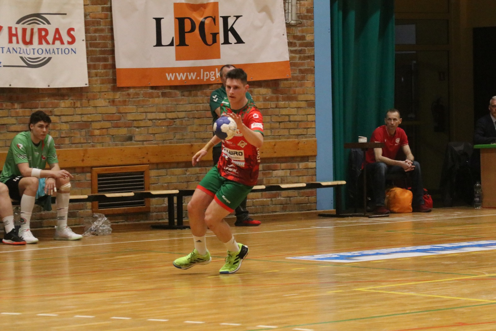 Trzecia wygrana z rzędu Siódemki Miedź Huras Legnica