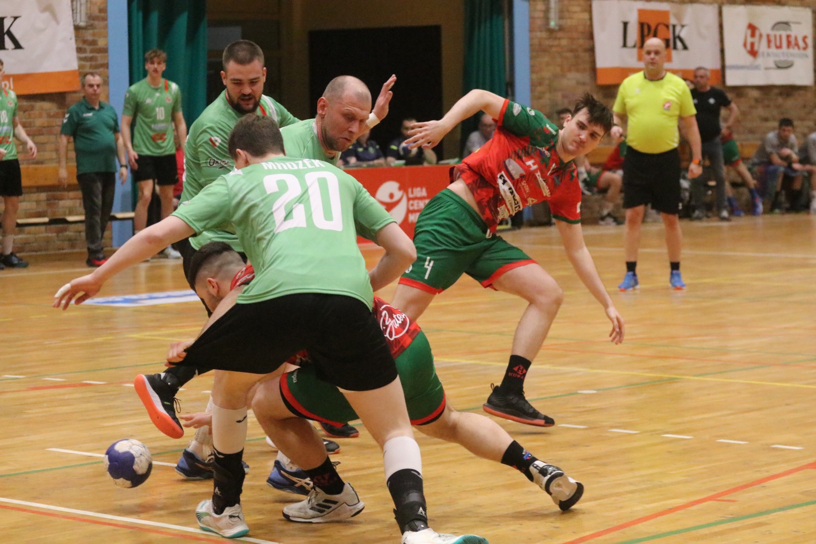 Trzecia wygrana z rzędu Siódemki Miedź Huras Legnica