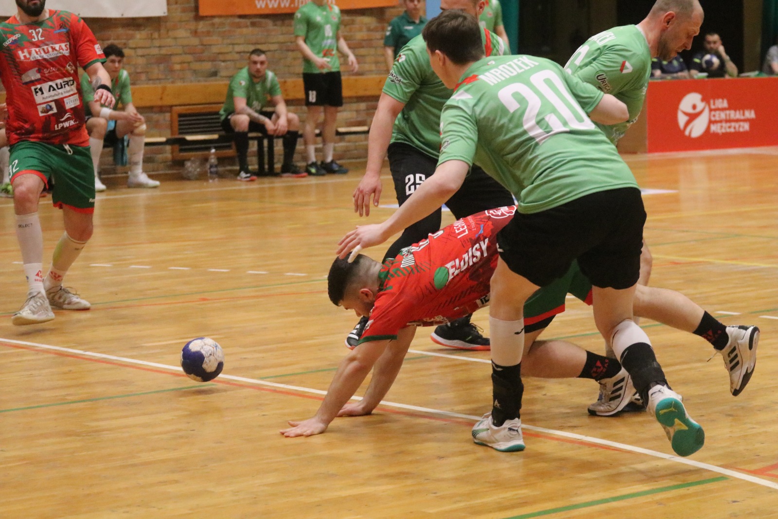 Trzecia wygrana z rzędu Siódemki Miedź Huras Legnica