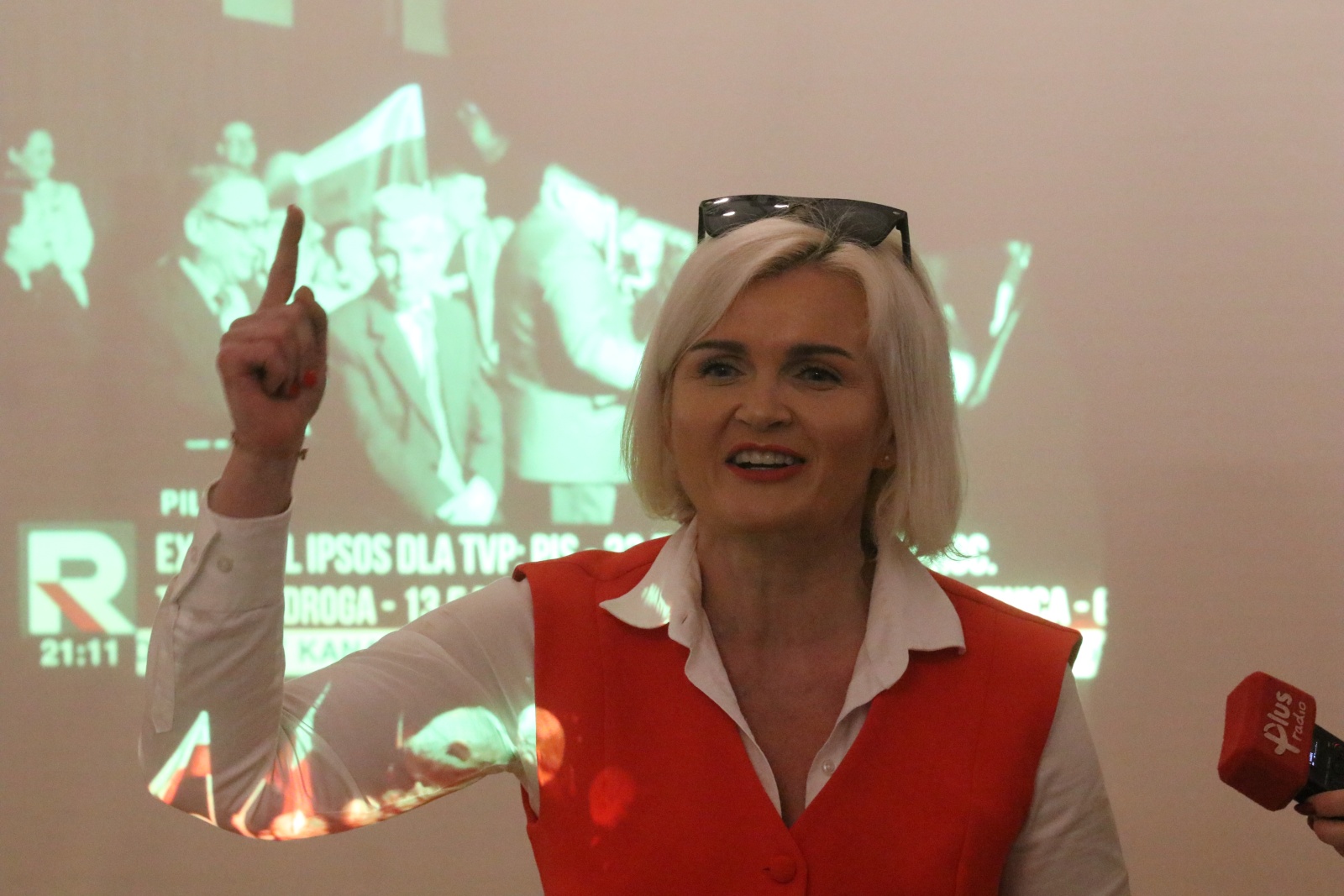 Wybory 2024. Sztaby wyborcze kandydatów w oczekiwaniu na wyniki