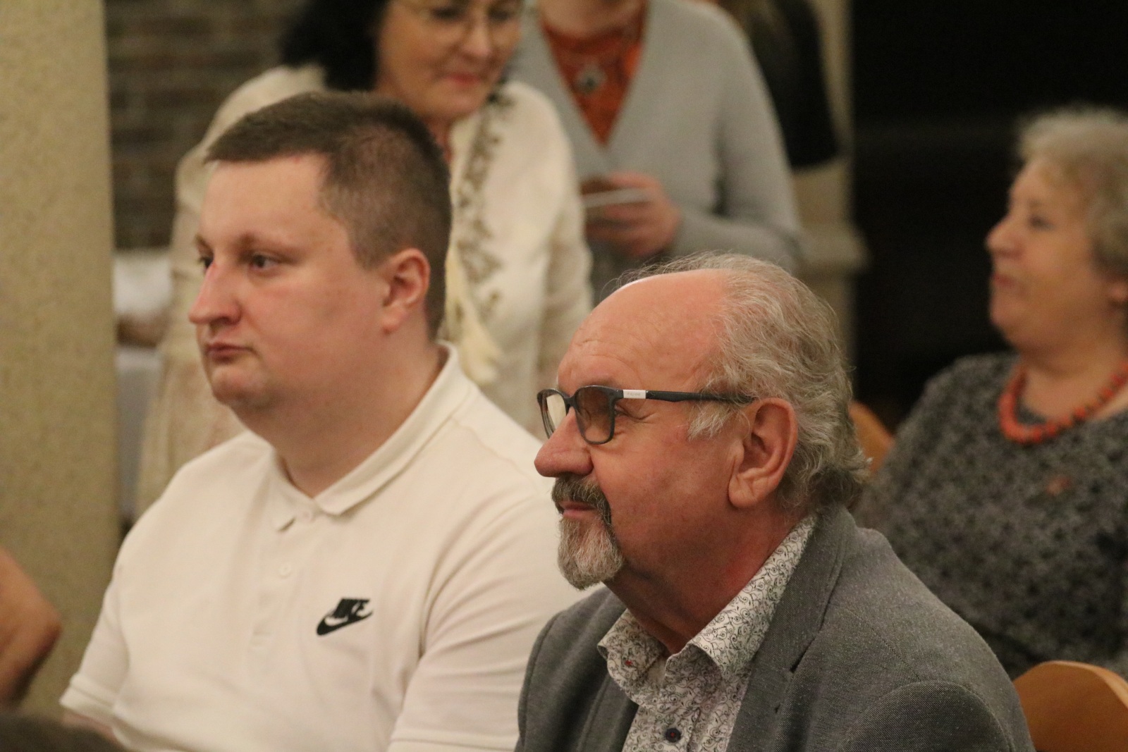 Wybory 2024. Sztaby wyborcze kandydatów w oczekiwaniu na wyniki