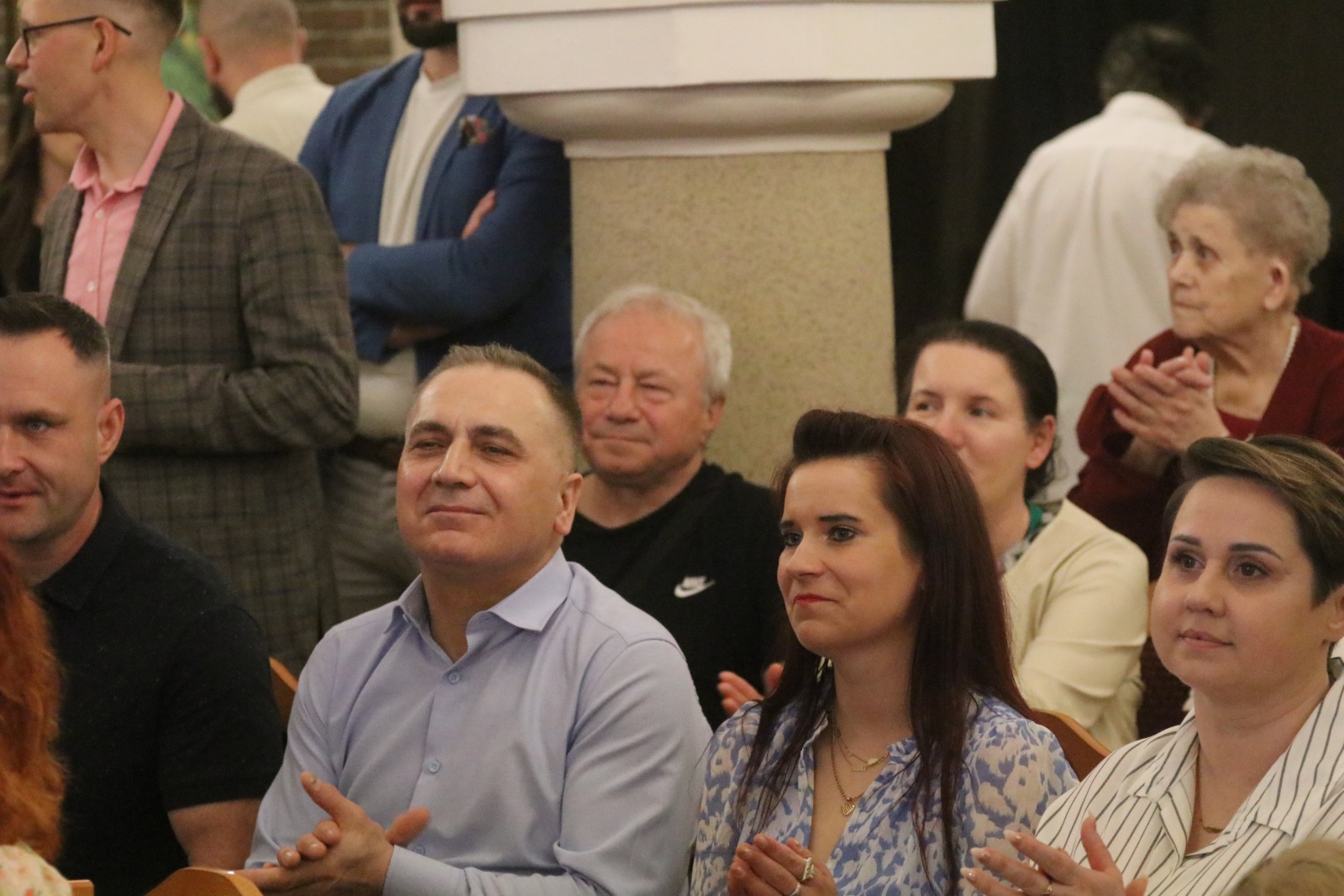 Wybory 2024. Sztaby wyborcze kandydatów w oczekiwaniu na wyniki