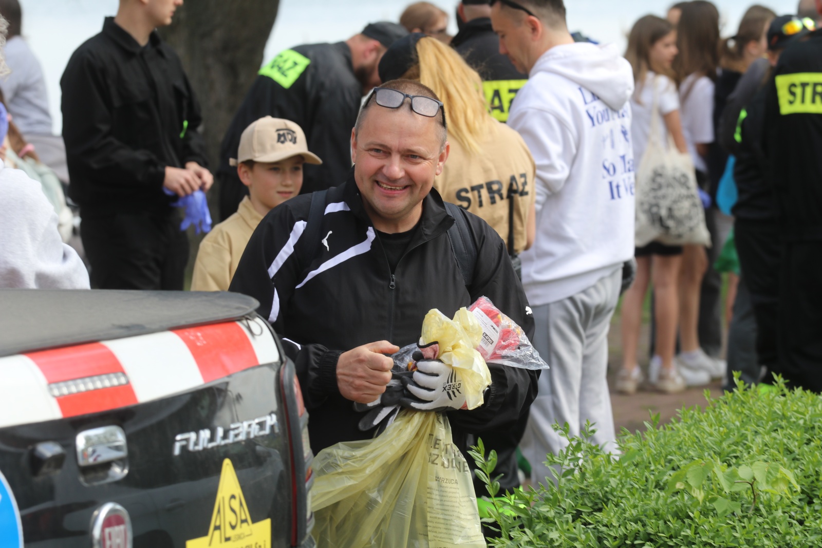 W Kunicach wspólnie sprzątali naszą Ziemię