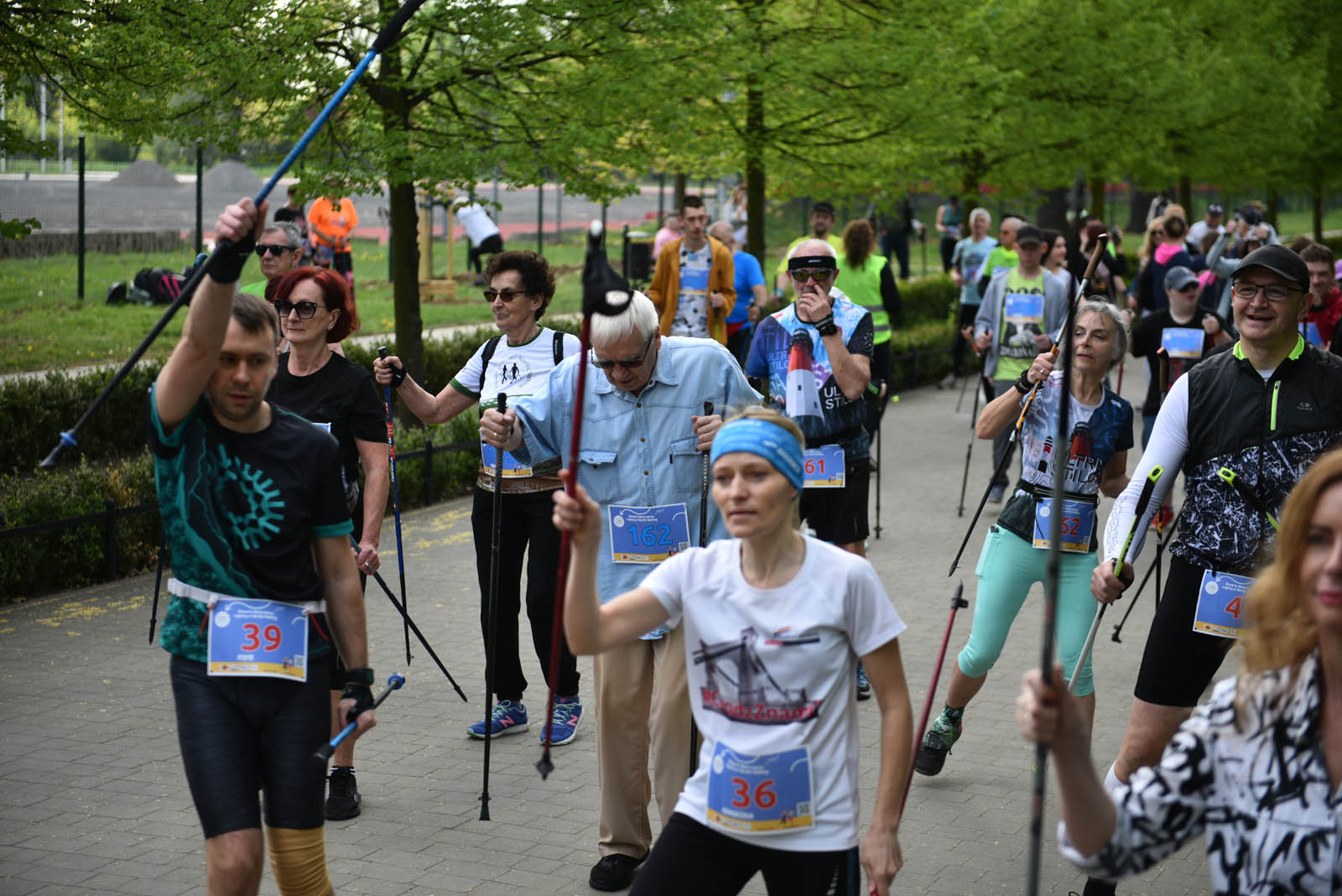 Aktywnie, czyli Otwarte Mistrzostwa Legnicy w Nordic Walking