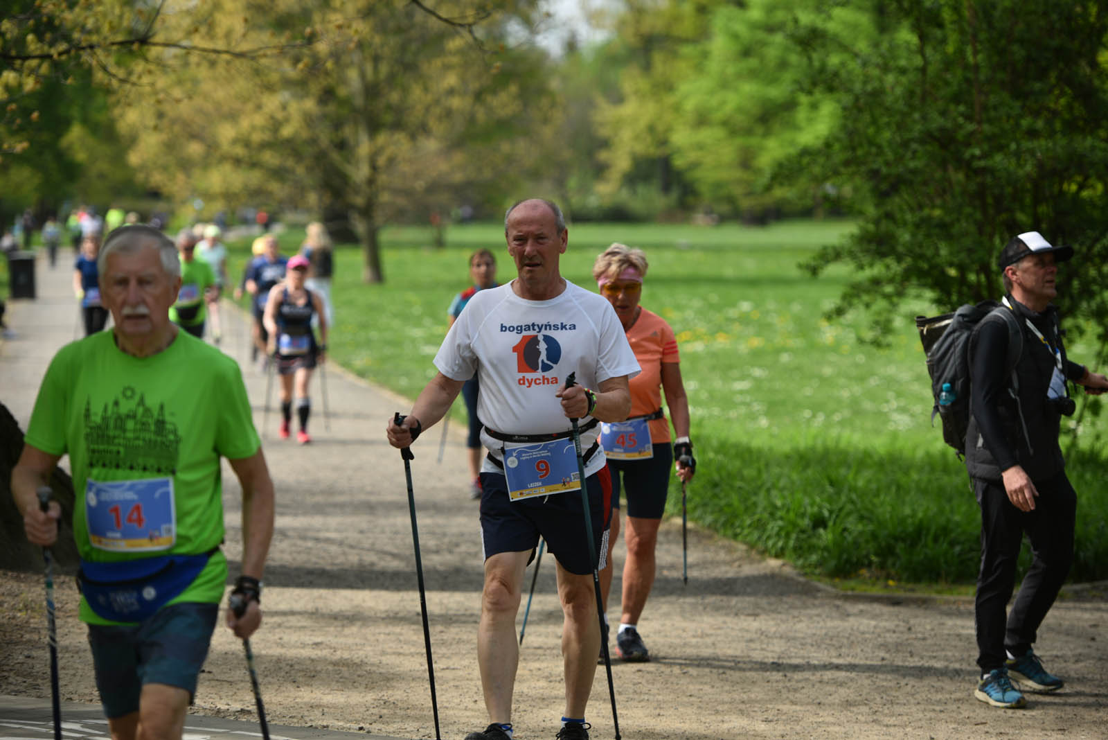 Aktywnie, czyli Otwarte Mistrzostwa Legnicy w Nordic Walking