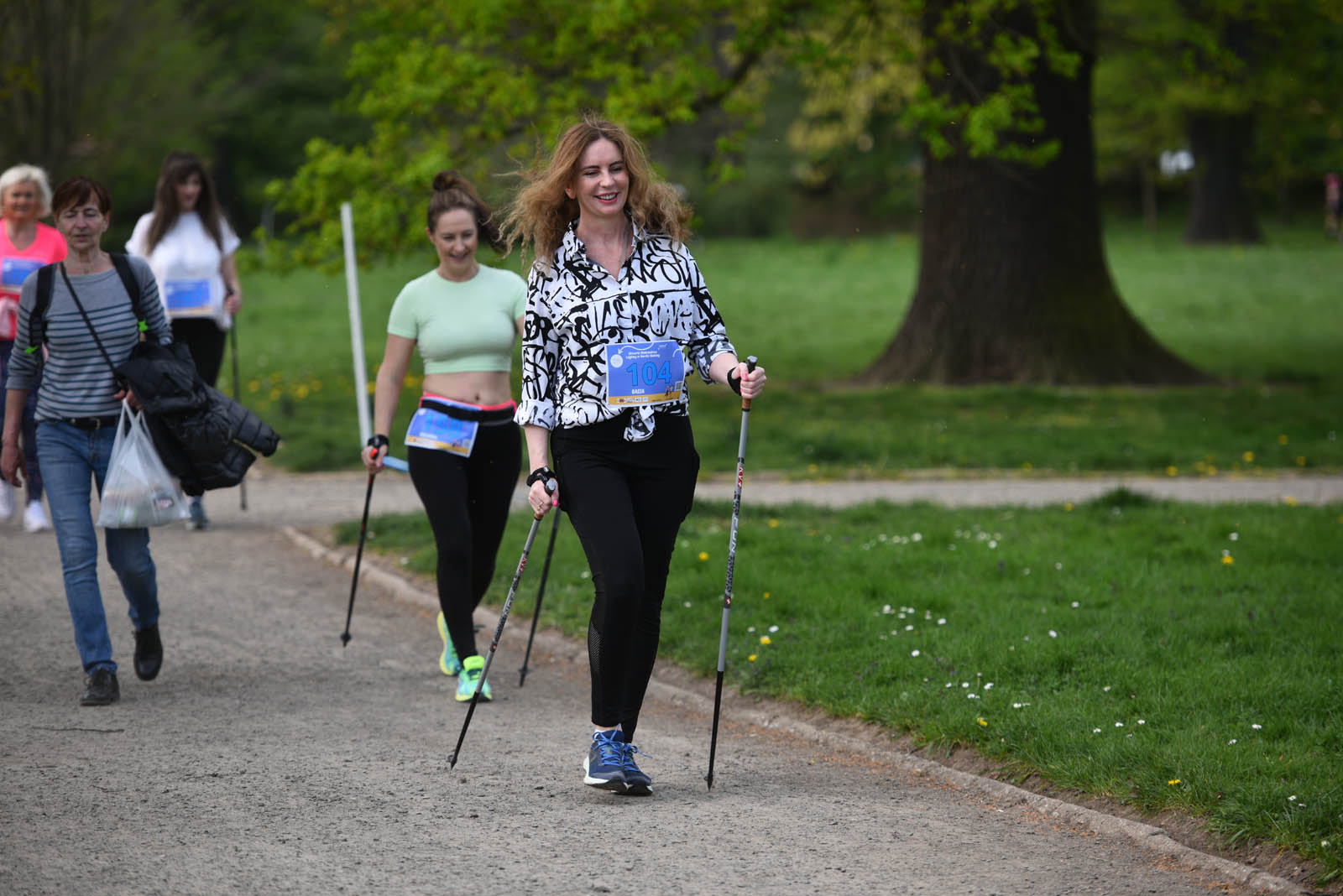 Aktywnie, czyli Otwarte Mistrzostwa Legnicy w Nordic Walking