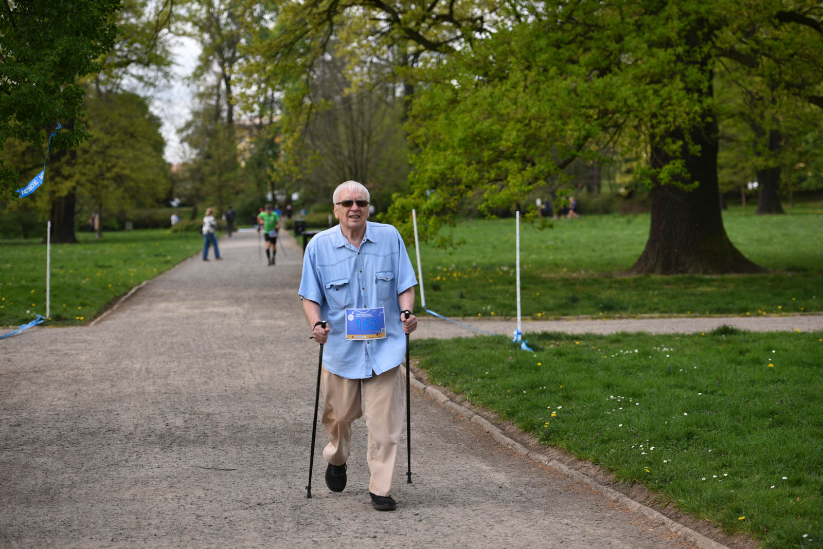 Aktywnie, czyli Otwarte Mistrzostwa Legnicy w Nordic Walking