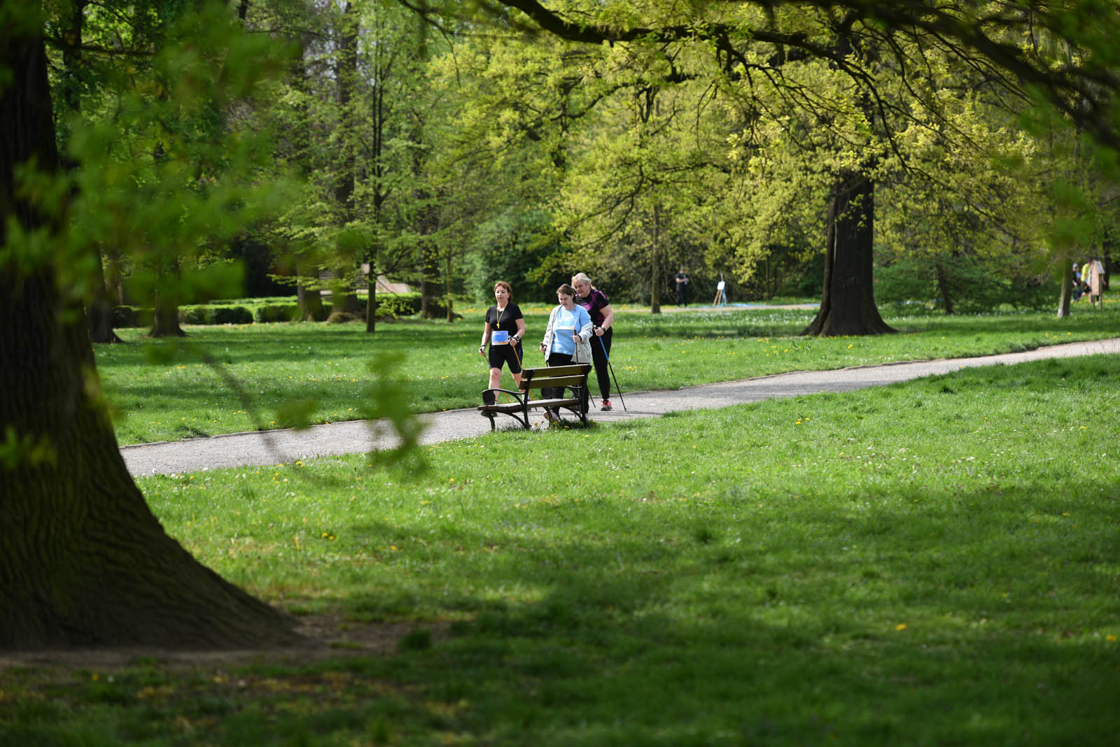 Aktywnie, czyli Otwarte Mistrzostwa Legnicy w Nordic Walking