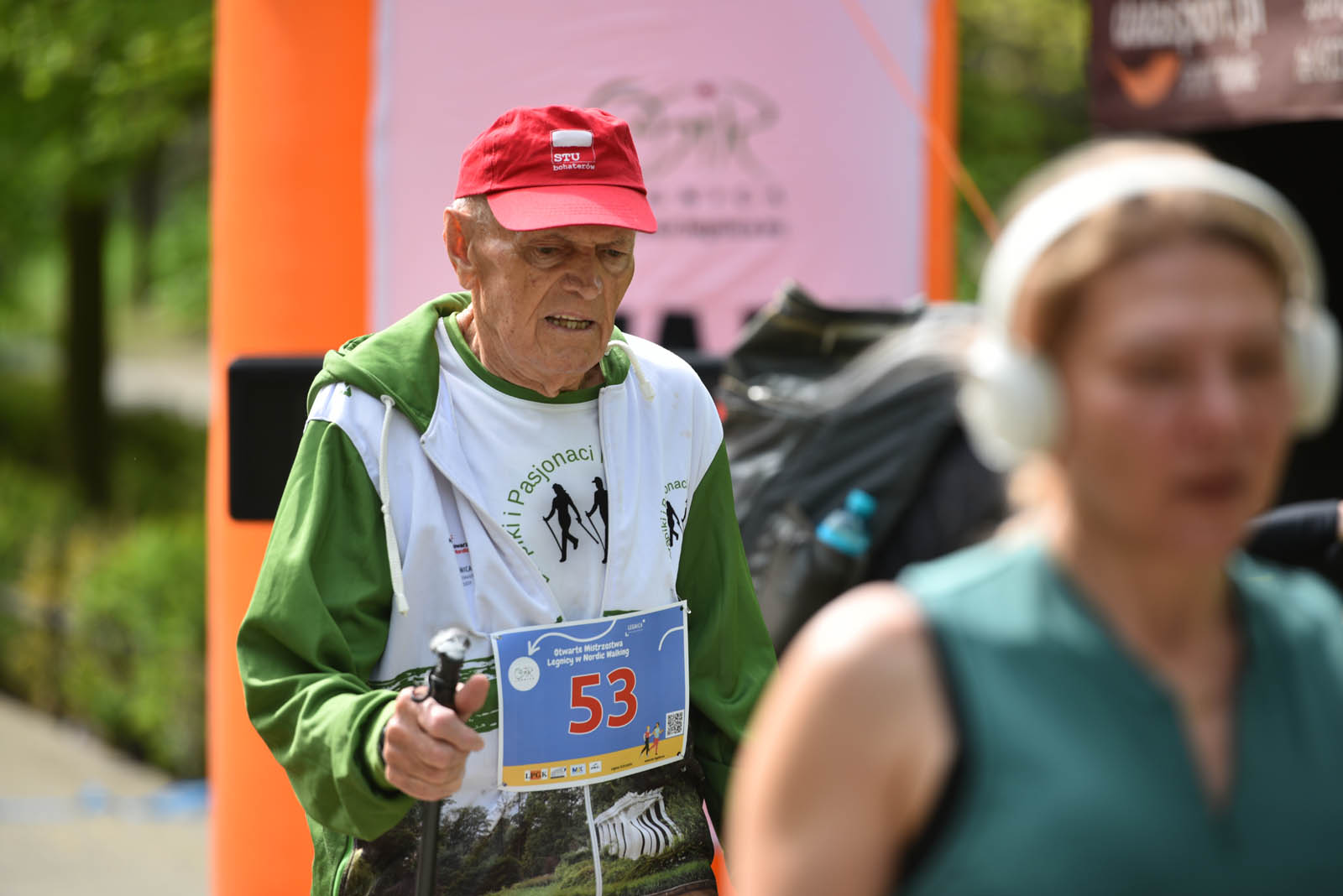 Aktywnie, czyli Otwarte Mistrzostwa Legnicy w Nordic Walking