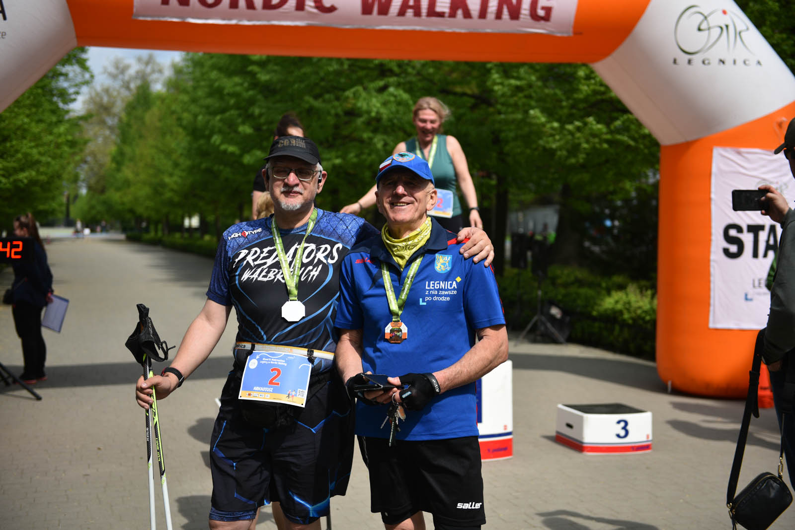 Aktywnie, czyli Otwarte Mistrzostwa Legnicy w Nordic Walking