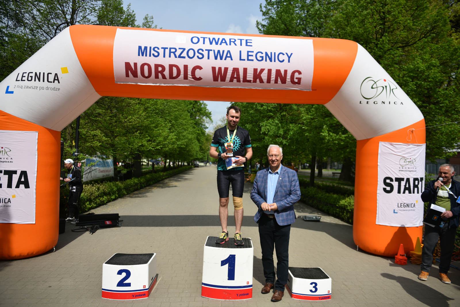 Aktywnie, czyli Otwarte Mistrzostwa Legnicy w Nordic Walking