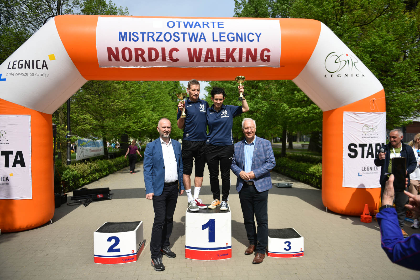 Aktywnie, czyli Otwarte Mistrzostwa Legnicy w Nordic Walking