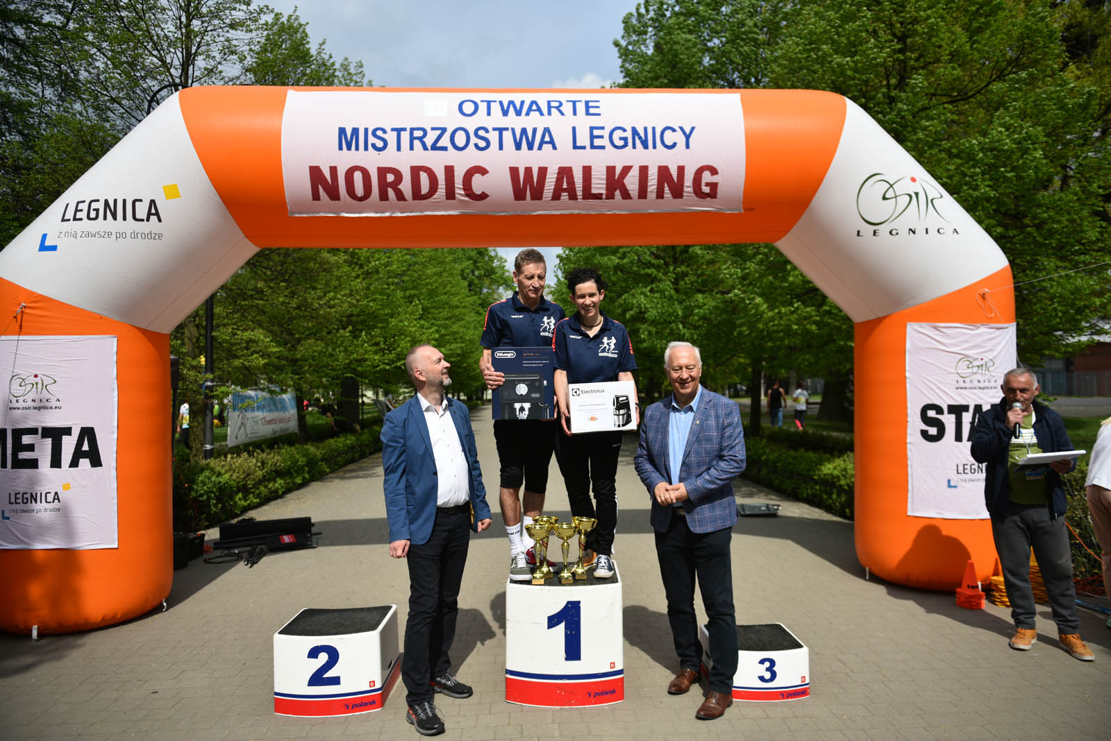 Aktywnie, czyli Otwarte Mistrzostwa Legnicy w Nordic Walking
