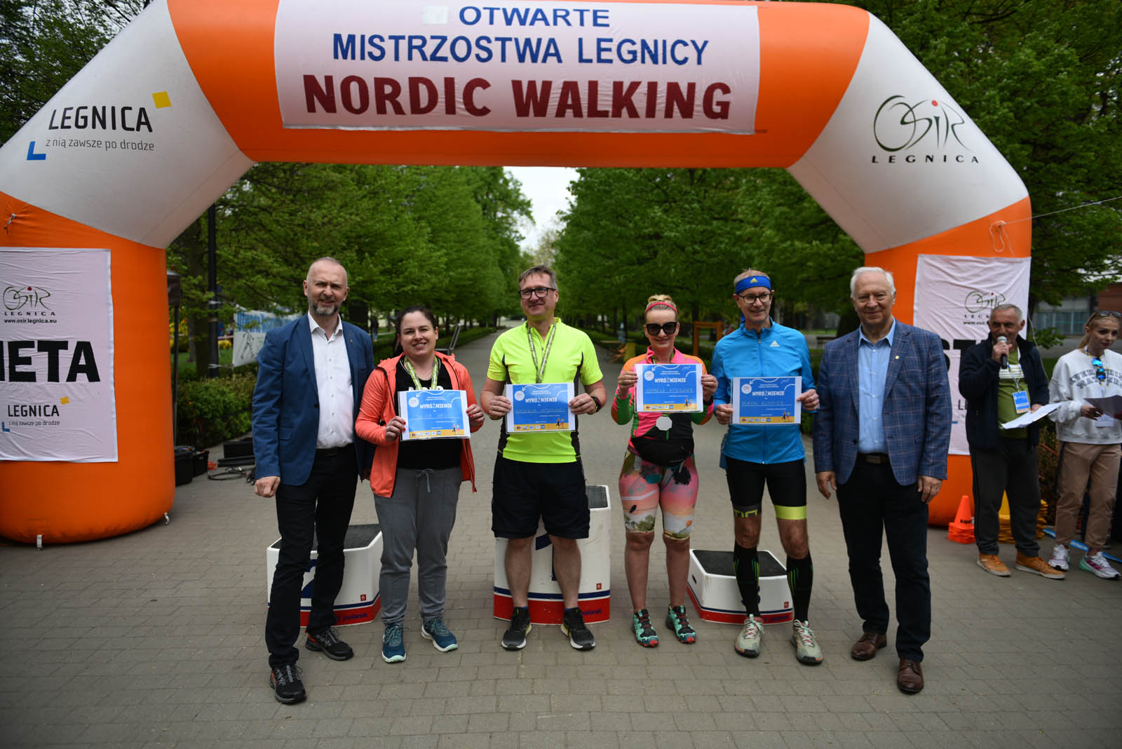 Aktywnie, czyli Otwarte Mistrzostwa Legnicy w Nordic Walking