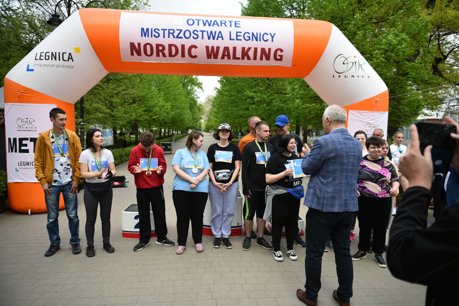 Aktywnie, czyli Otwarte Mistrzostwa Legnicy w Nordic Walking