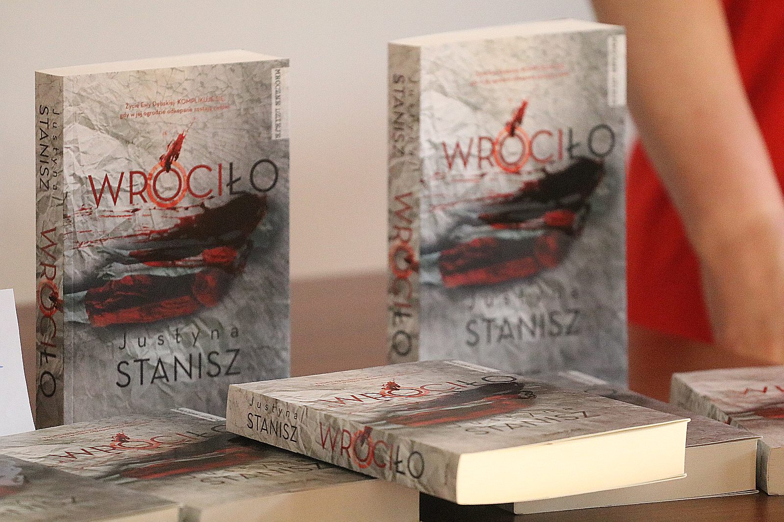 Spotkanie z Justyną Stanisz i promocja jej książki „Wróciło”