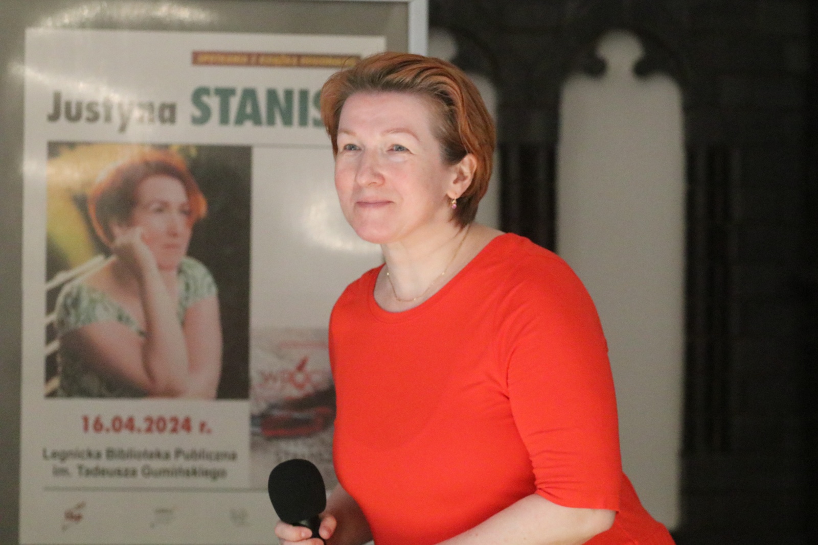 Spotkanie z Justyną Stanisz i promocja jej książki „Wróciło”