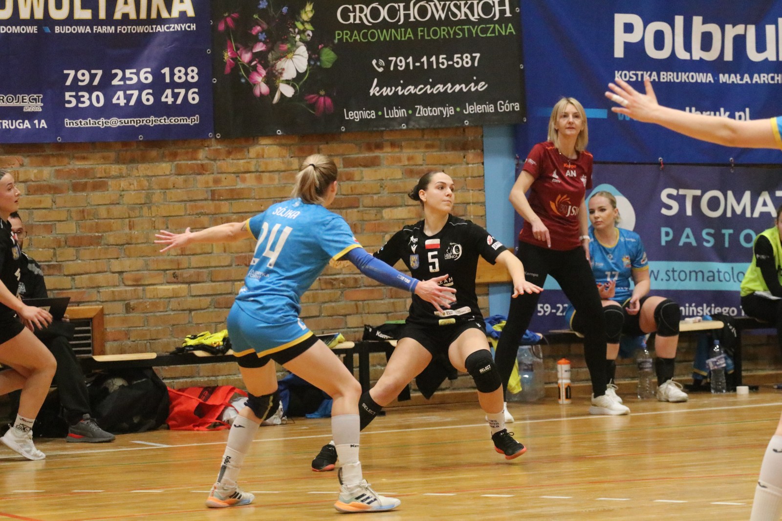 Drużyna Dziewiątki Legnica bez szans w starciu z viceliderem