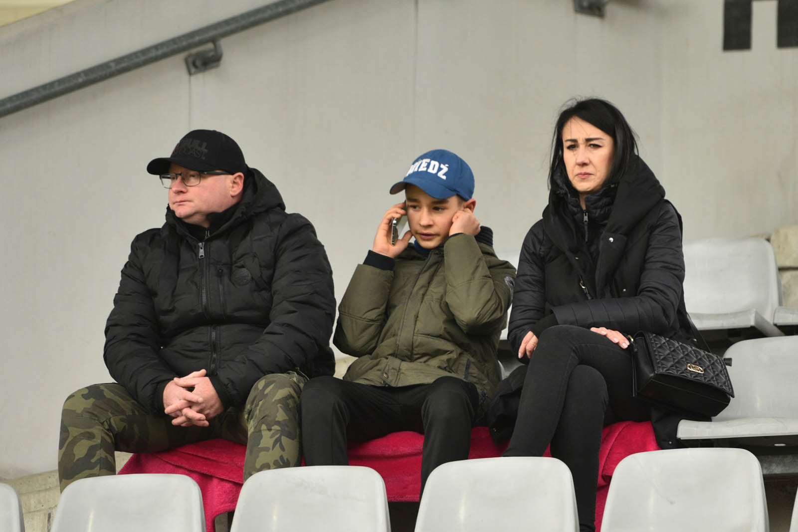 Kibice Miedzi Legnica na trybunach. Zobacz zdjęcia
