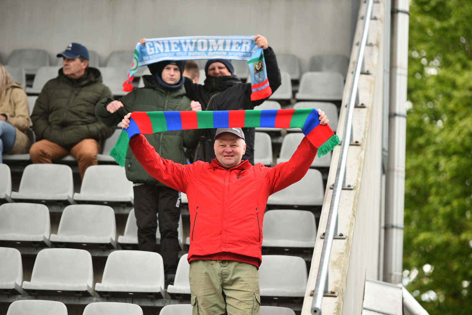 Kibice Miedzi Legnica na trybunach. Zobacz zdjęcia