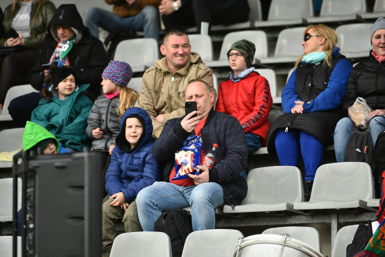 Kibice Miedzi Legnica na trybunach. Zobacz zdjęcia