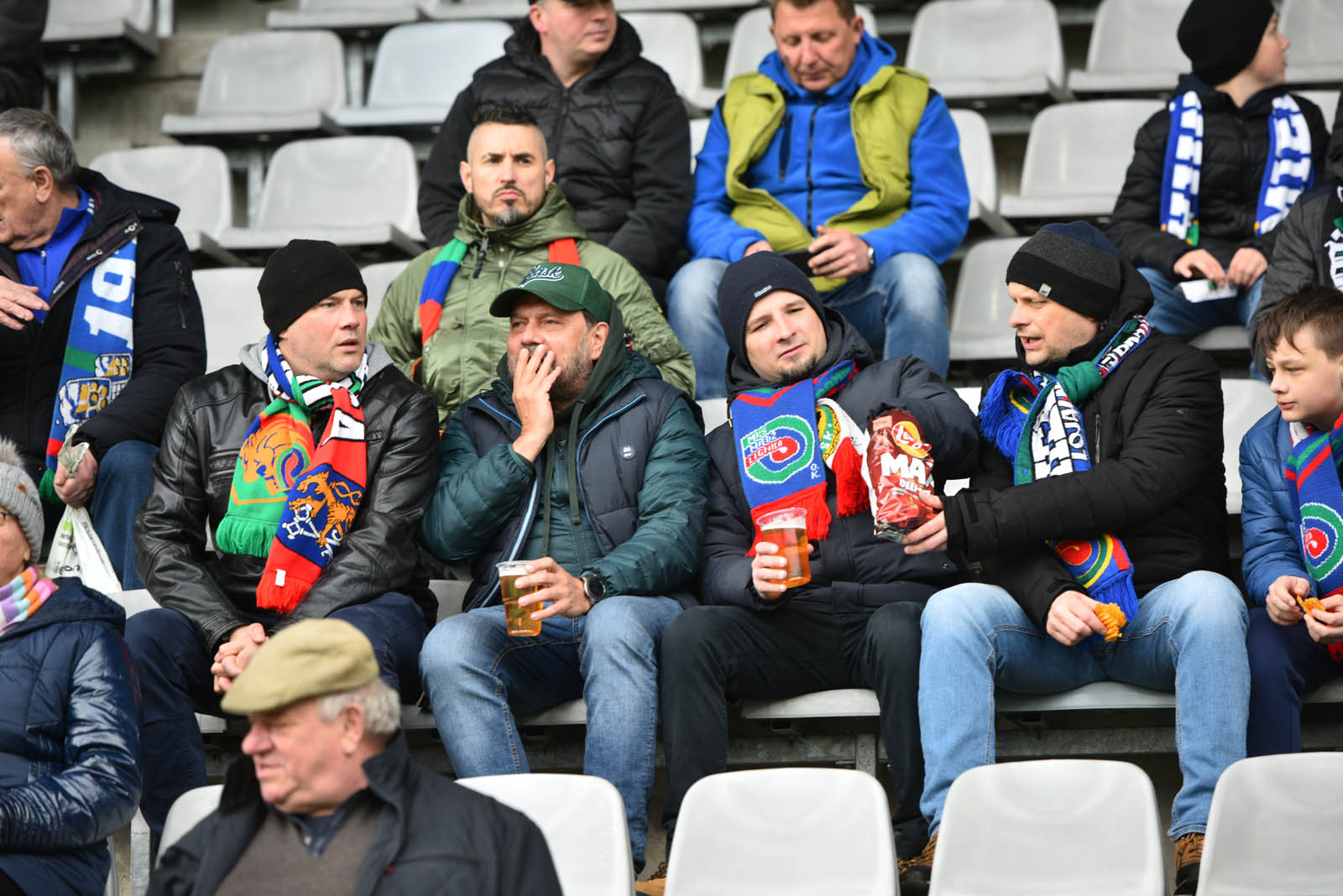 Kibice Miedzi Legnica na trybunach. Zobacz zdjęcia