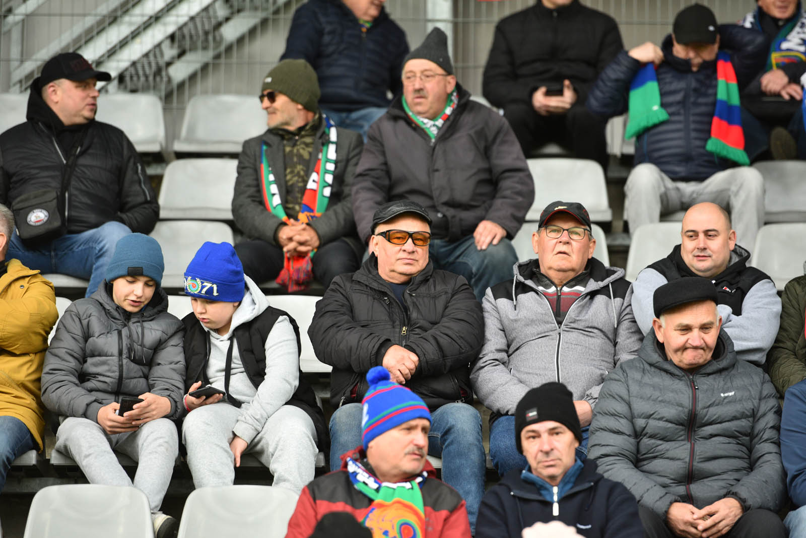 Kibice Miedzi Legnica na trybunach. Zobacz zdjęcia
