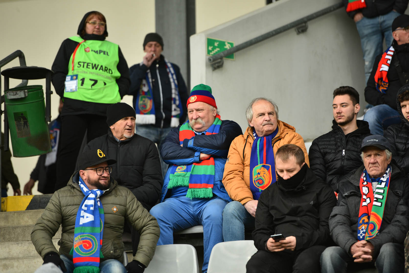 Kibice Miedzi Legnica na trybunach. Zobacz zdjęcia