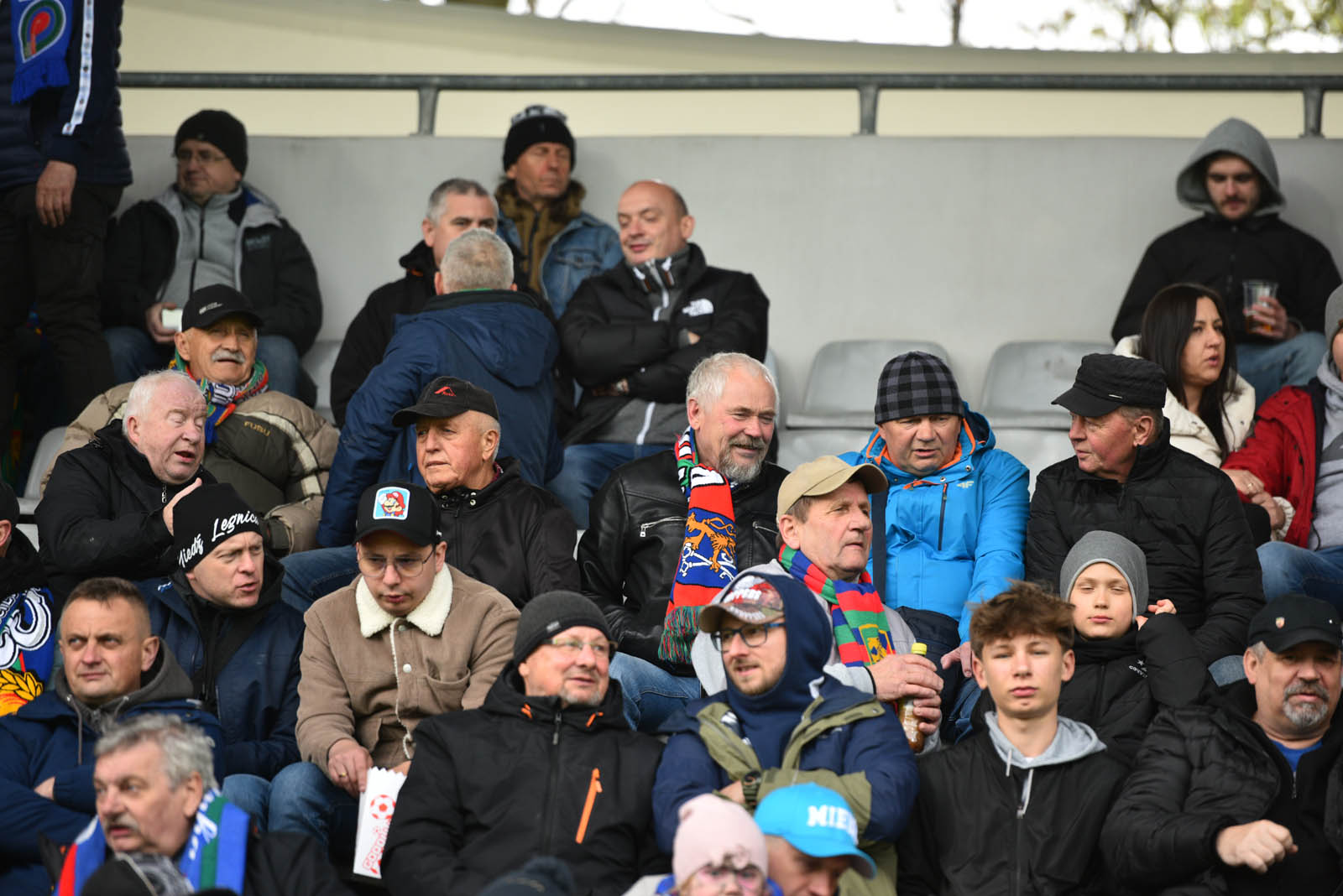 Kibice Miedzi Legnica na trybunach. Zobacz zdjęcia