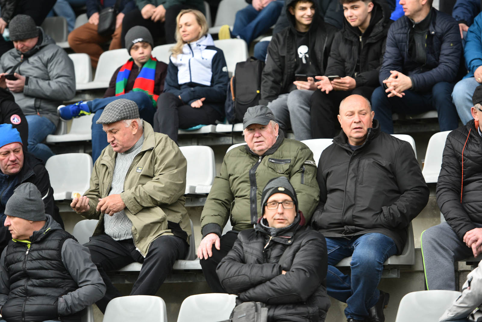 Kibice Miedzi Legnica na trybunach. Zobacz zdjęcia