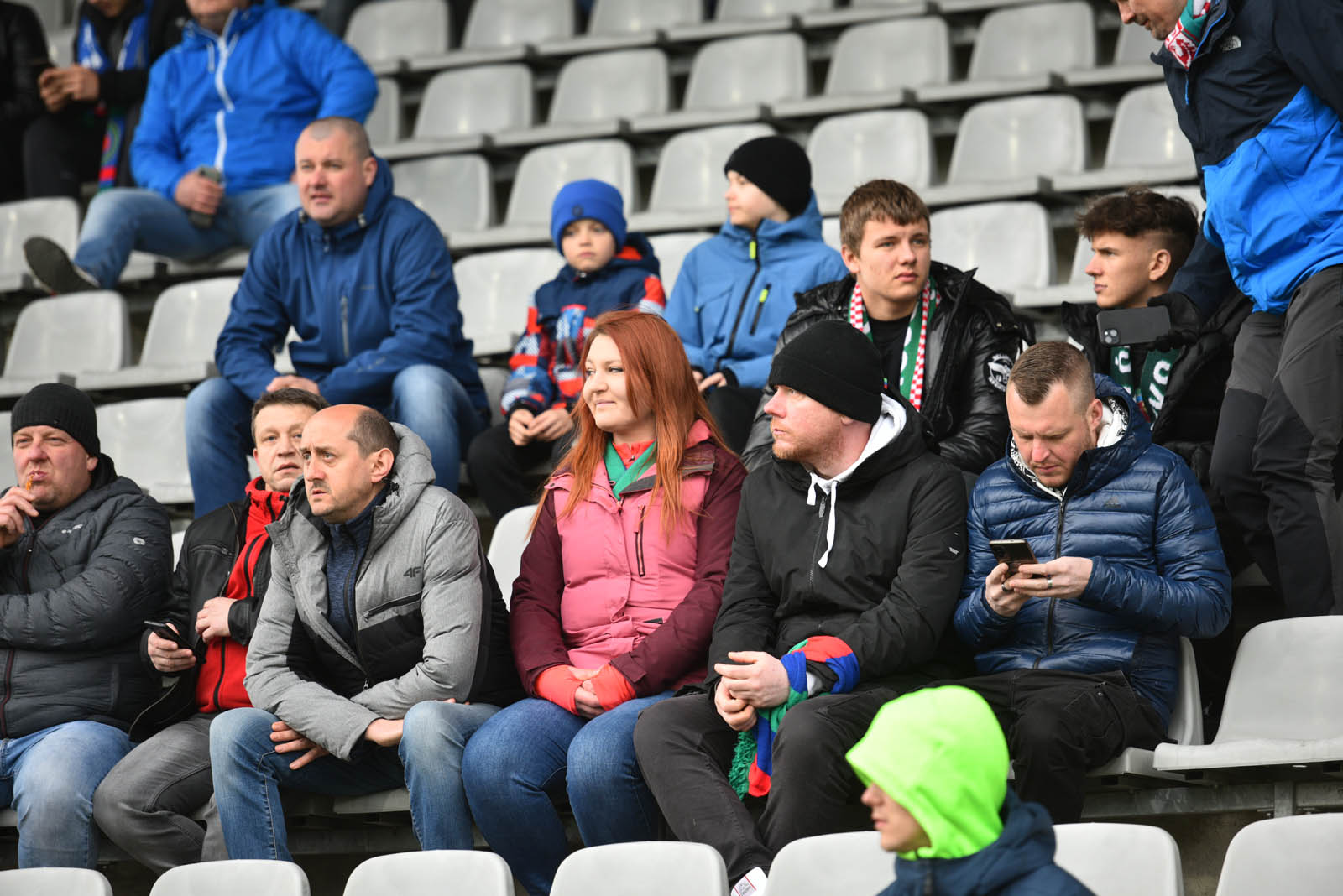 Kibice Miedzi Legnica na trybunach. Zobacz zdjęcia