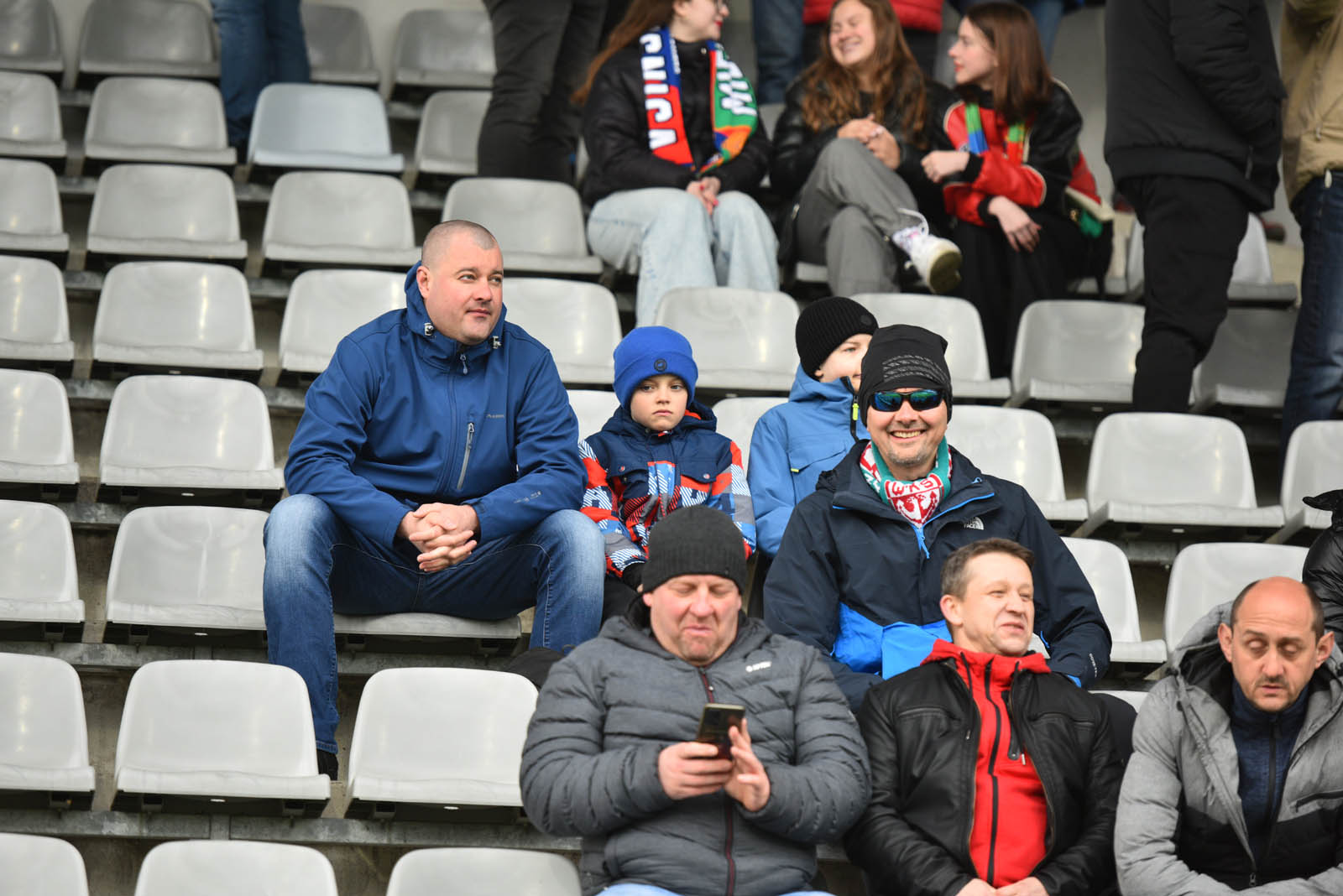 Kibice Miedzi Legnica na trybunach. Zobacz zdjęcia
