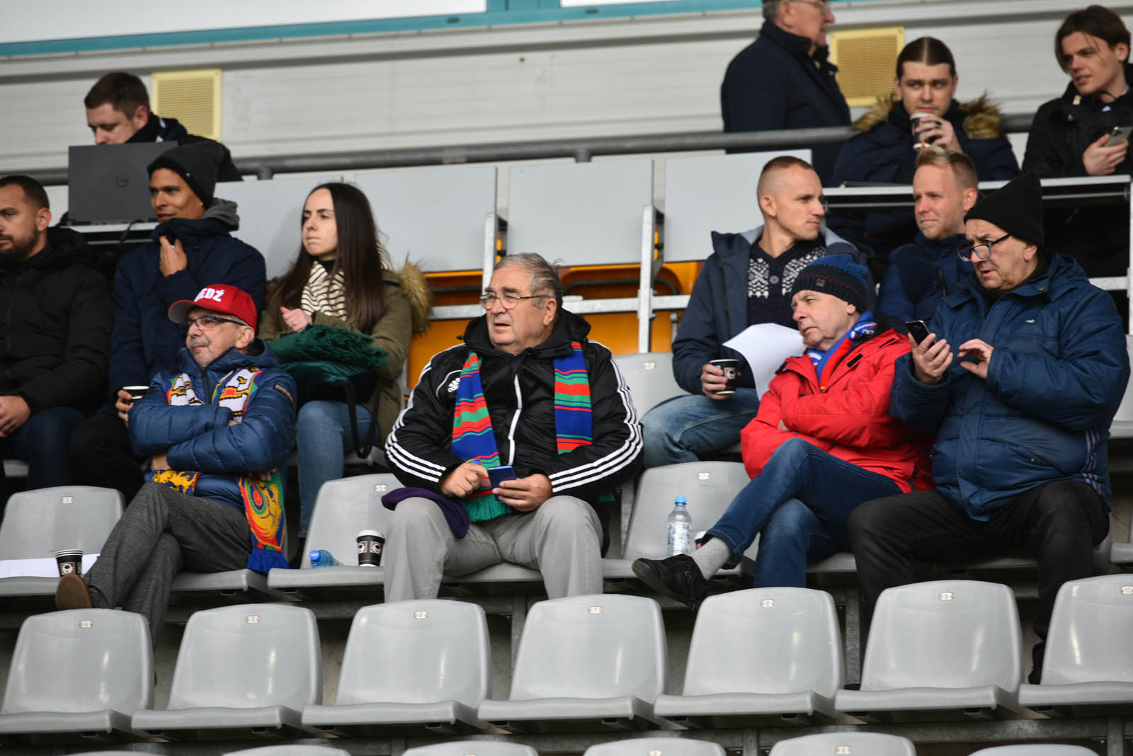 Kibice Miedzi Legnica na trybunach. Zobacz zdjęcia