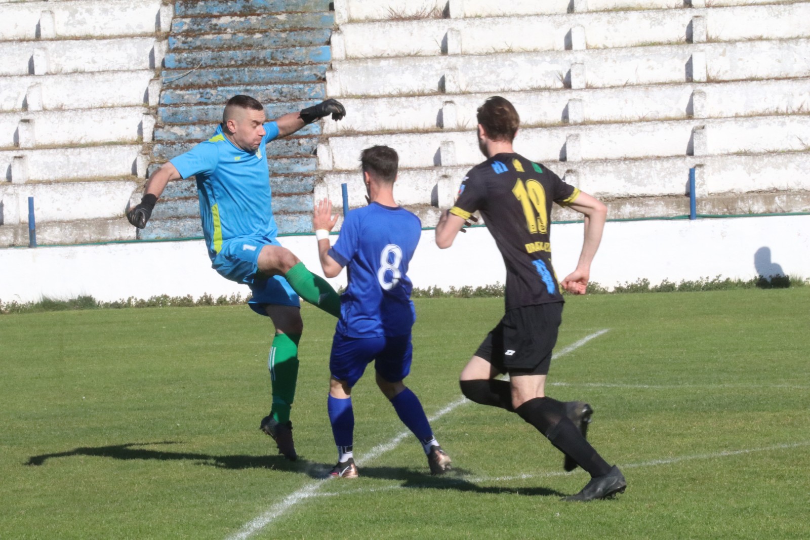 Cztery gole dla Konfeksu na stadionie przy ulicy Grabskiego