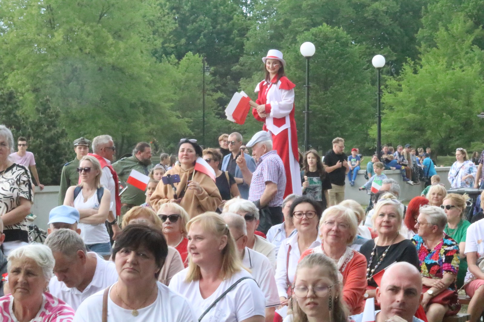 Drugi dzień Legnickiej Majówki - występy w muszli koncertowej	