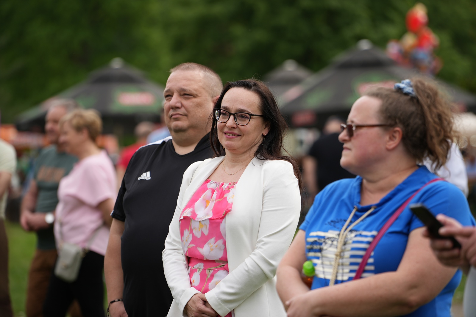 Ewa Farna, Ocelot i lokalni wykonawcy w trzecim dniu majówki