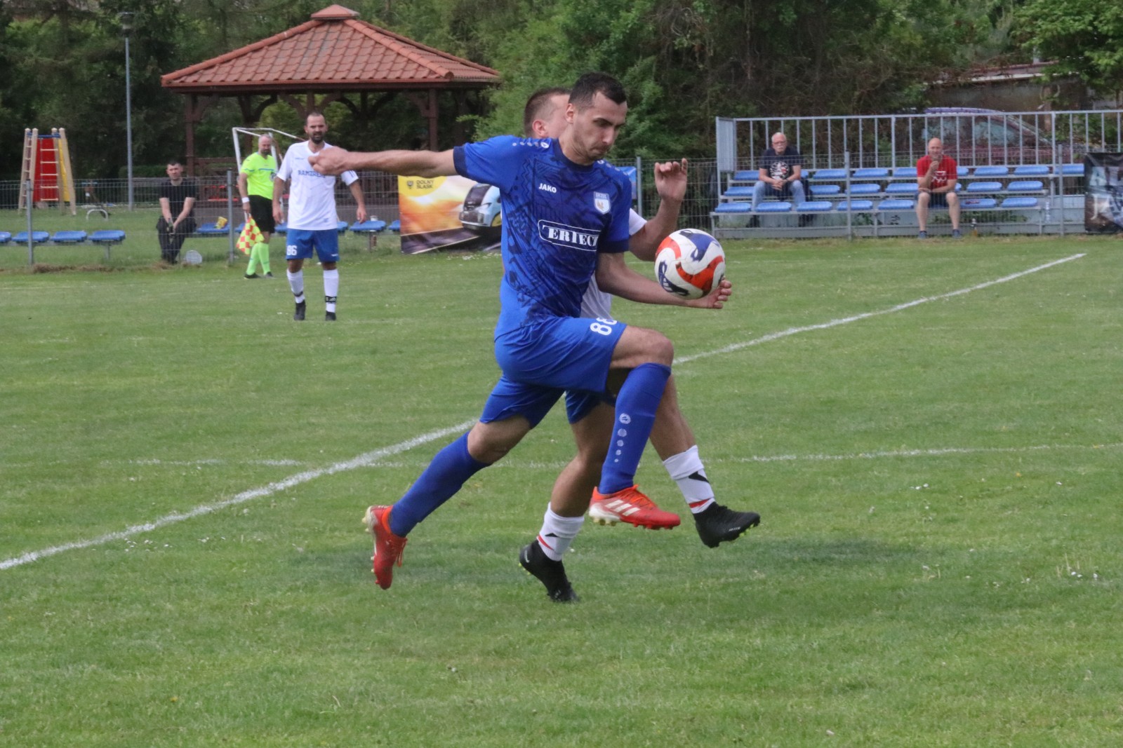 Albatros Jaśkowice przegrał u siebie z Orłem Mikołajowice