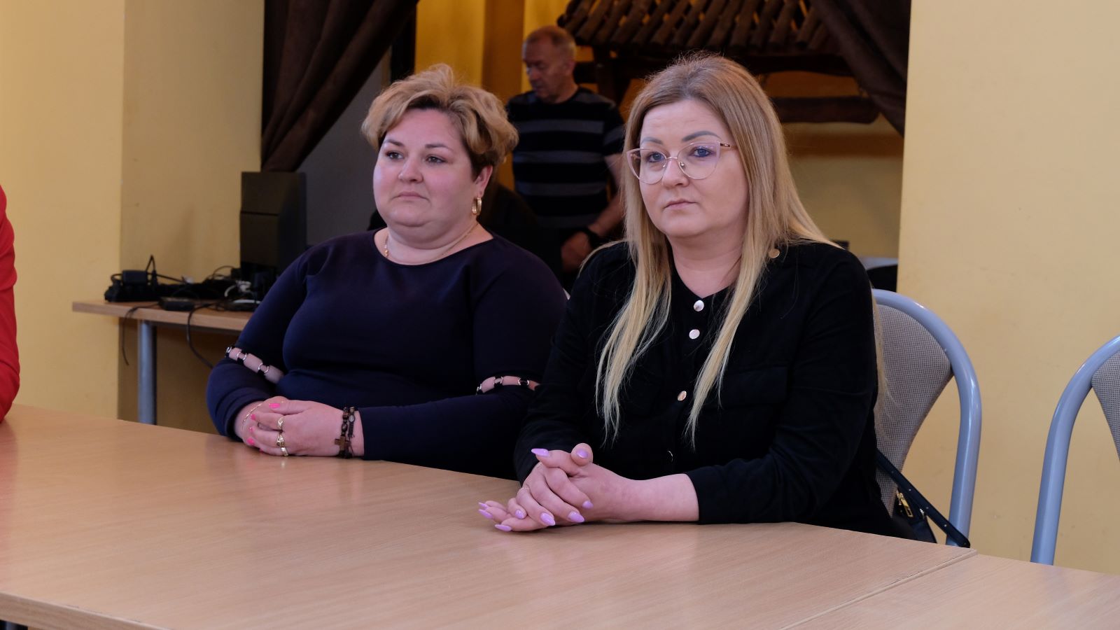 Nowa rada i wójt objęli mandaty i sprawują władzę w gminie
