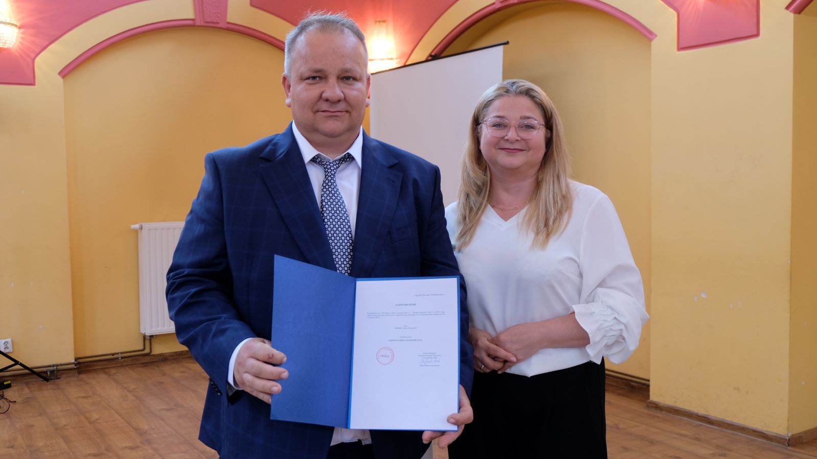 Nowa rada i wójt objęli mandaty i sprawują władzę w gminie