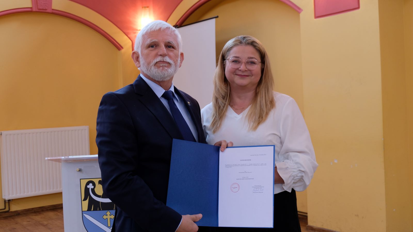 Nowa rada i wójt objęli mandaty i sprawują władzę w gminie
