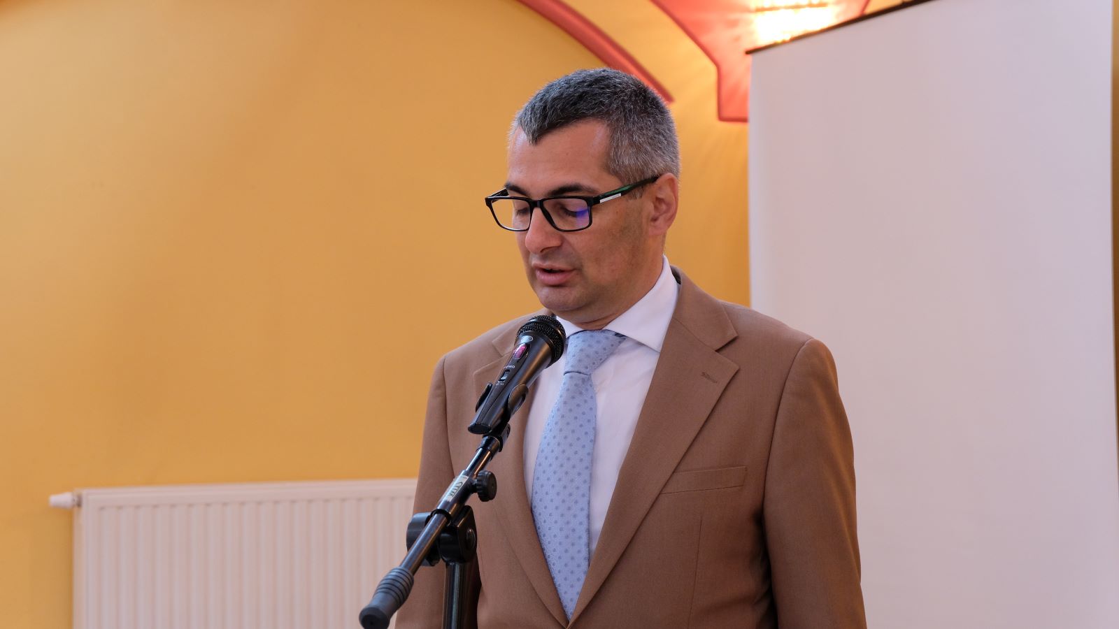 Nowa rada i wójt objęli mandaty i sprawują władzę w gminie