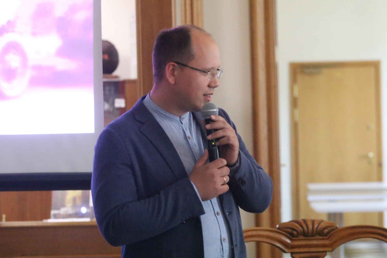 Tłumy na promocji książki „Drudzy w mieście” Marka Żaka