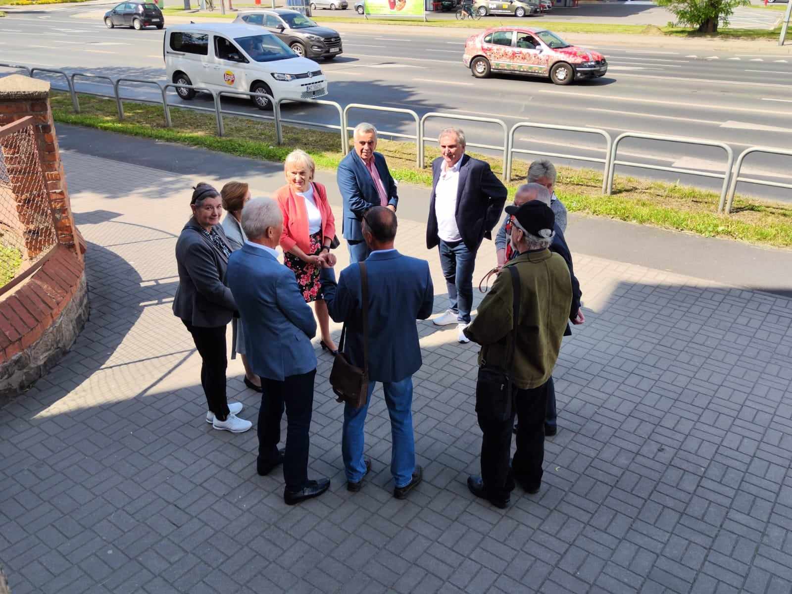 Spotkali się po 55 latach od ukończenia szkoły podstawowej