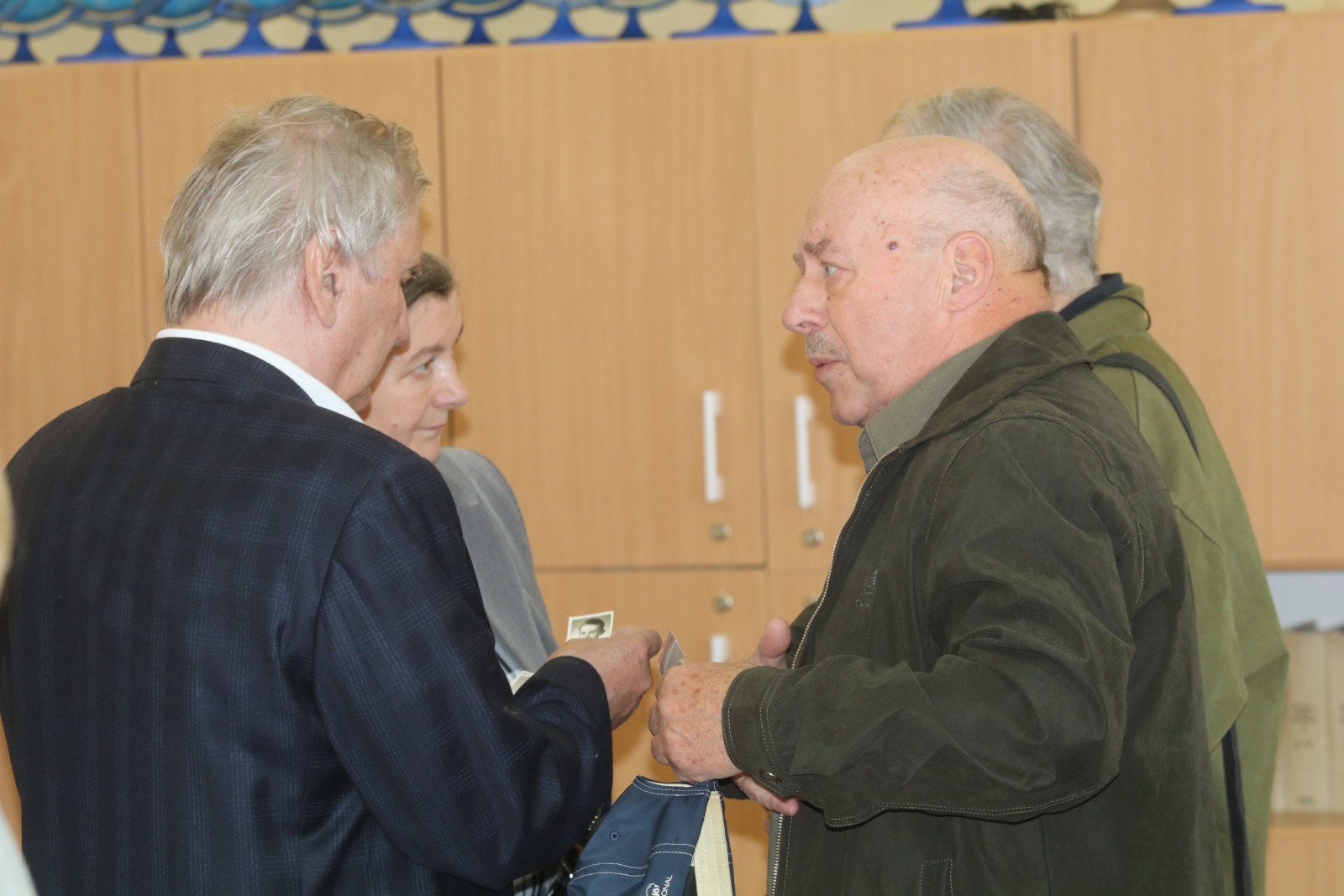Spotkali się po 55 latach od ukończenia szkoły podstawowej
