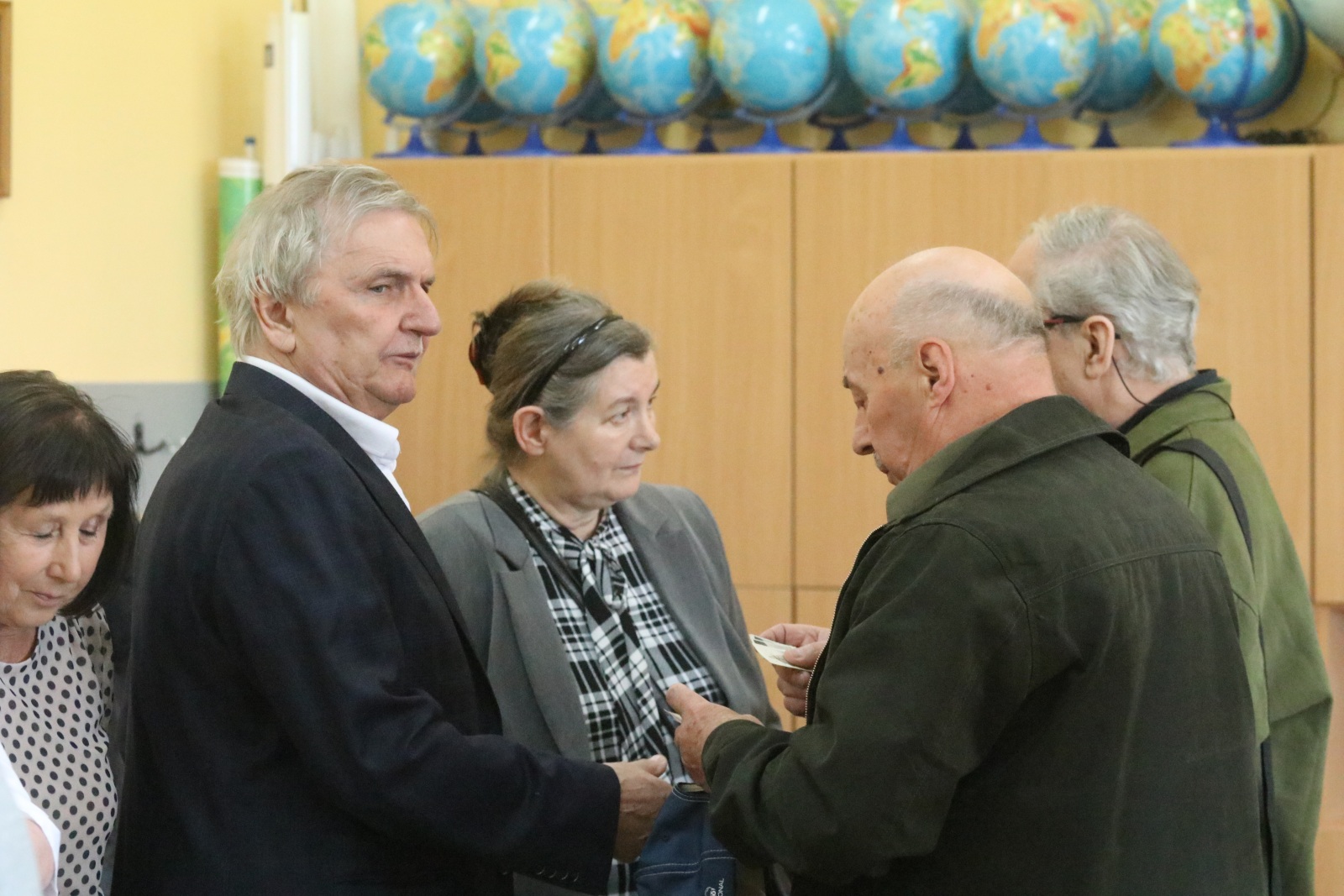 Spotkali się po 55 latach od ukończenia szkoły podstawowej